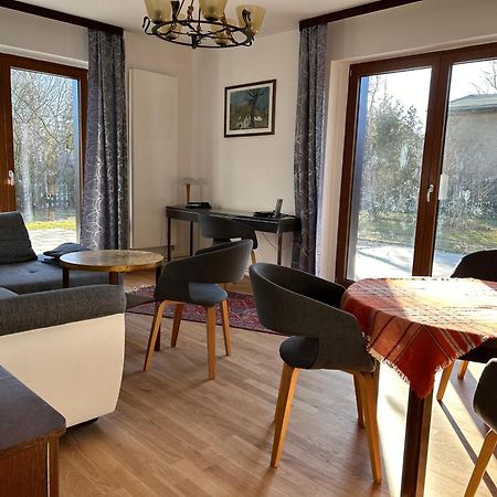 Urlaub Im Gruenen Apartamento Stahnsdorf Exterior foto